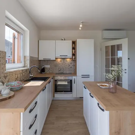 Вилла Skarline *