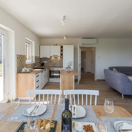 Вилла Skarline *