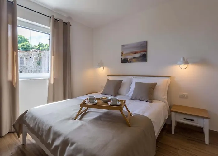 Βίλα Skarline Donje Baredine