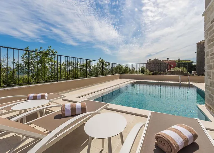 Βίλα Skarline Donje Baredine